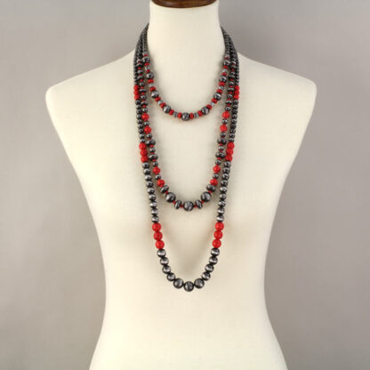 Burnished Silver Navajo Style Pearl Layered Necklace - Image 3