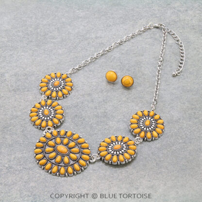 Silver and Yellow Color Western Concho Stone Necklace Set