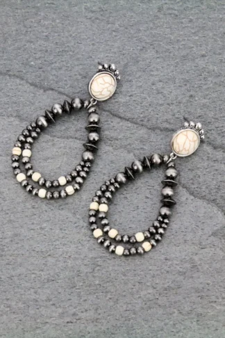 Navajo Style Pearl Post Earrings in Black and White