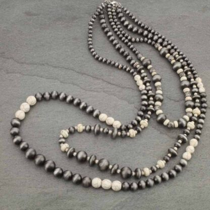 Burnished Silver Navajo Style Pearl Layered Necklace - Image 5